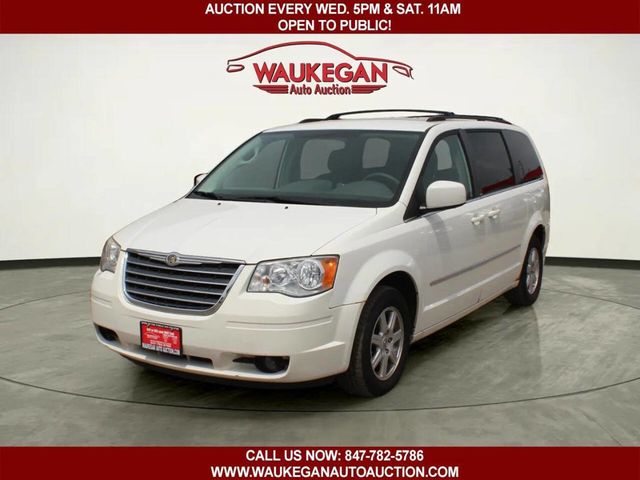 2010 Chrysler Town & Country 4dr Wagon Touring - 23025306 - 0