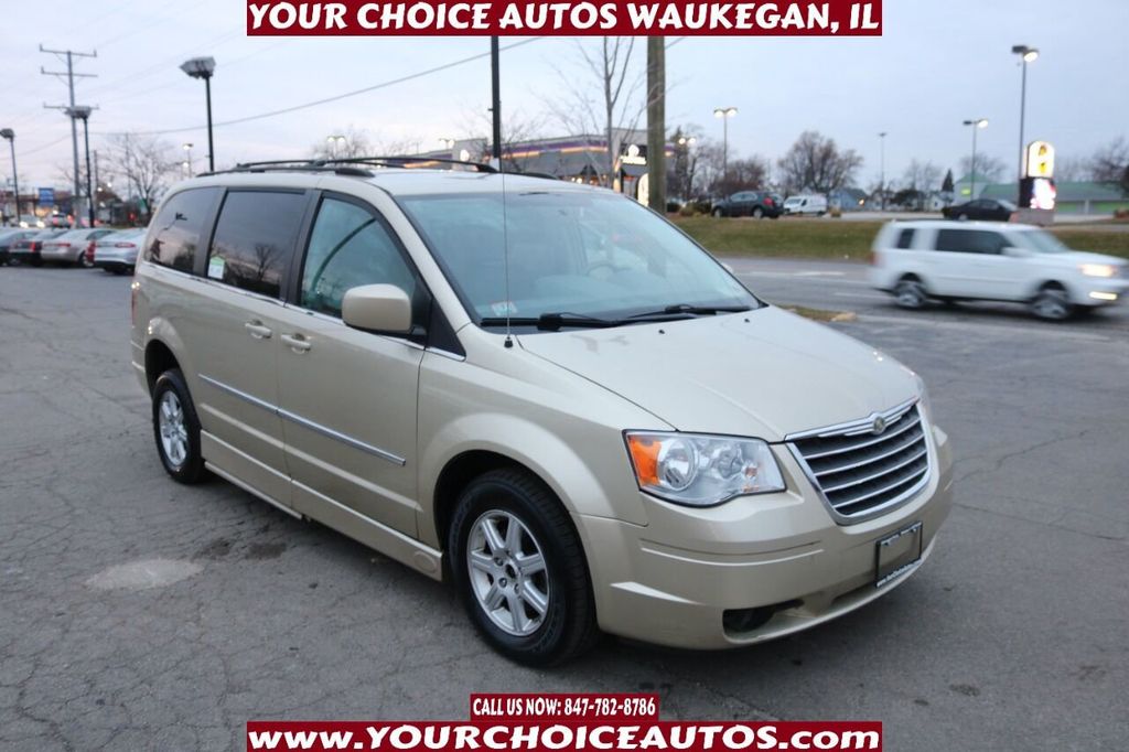 2010 Chrysler Town & Country 4dr Wagon Touring - 21125465 - 2