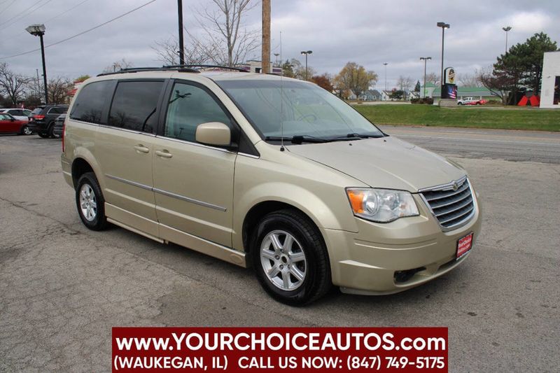 2010 Chrysler Town & Country 4dr Wagon Touring - 22669229 - 3