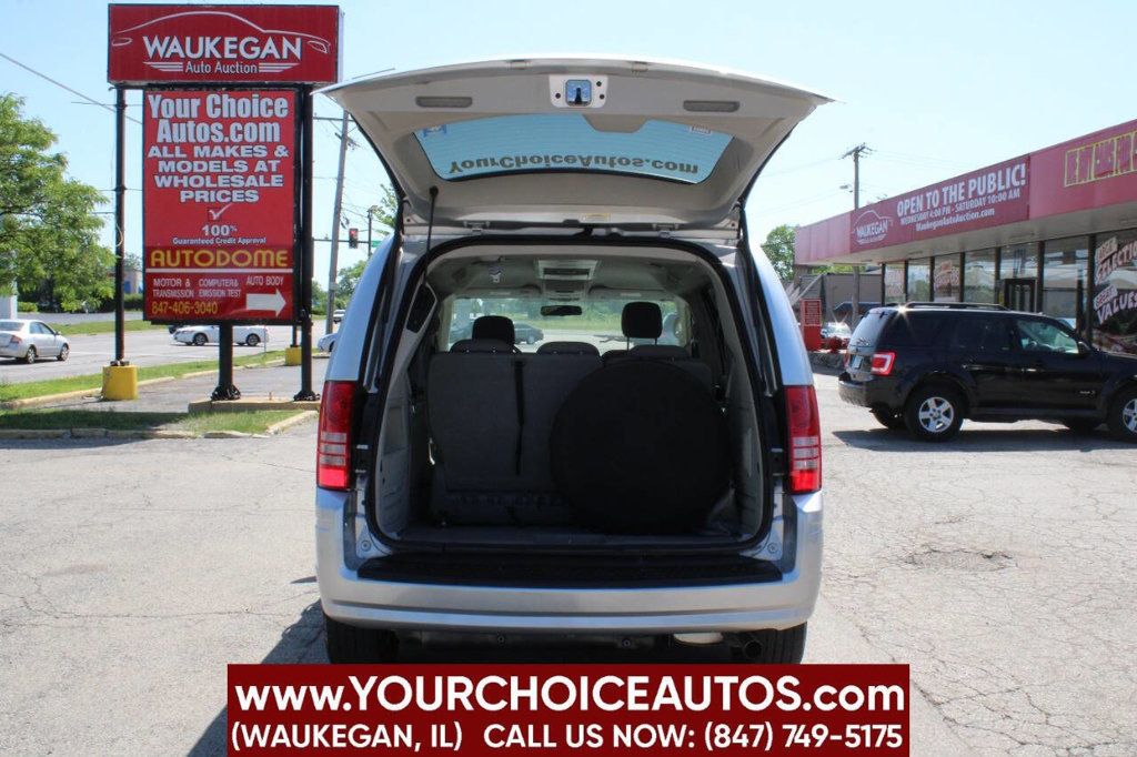 2010 Chrysler Town & Country 4dr Wagon Touring - 22874306 - 19
