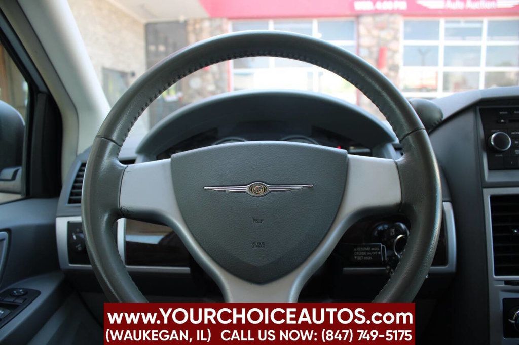 2010 Chrysler Town & Country 4dr Wagon Touring - 22874306 - 26