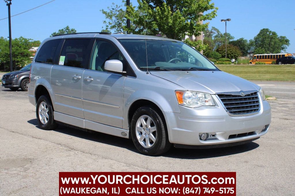 2010 Chrysler Town & Country 4dr Wagon Touring - 22874306 - 2