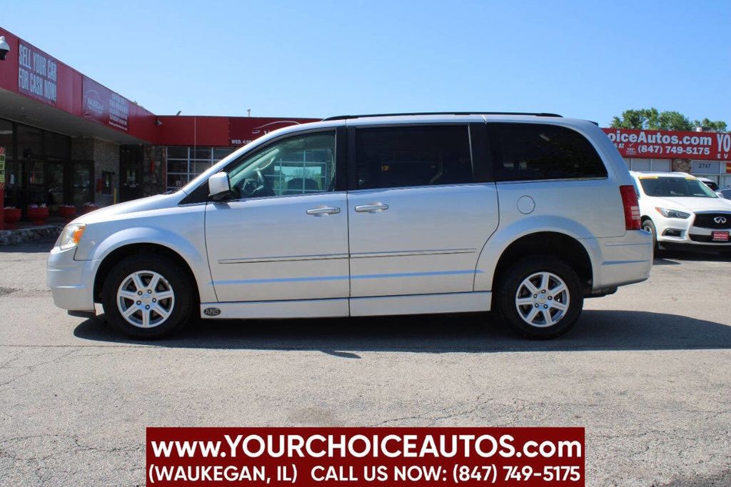 2010 Chrysler Town & Country 4dr Wagon Touring - 22874306 - 7