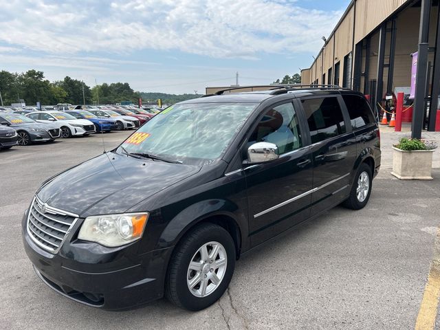 2010 Chrysler Town & Country 4dr Wagon Touring Plus - 22901596 - 2