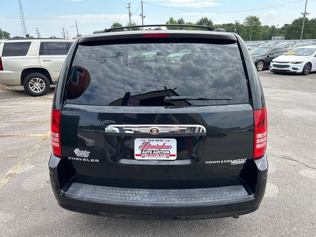 2010 Chrysler Town & Country 4dr Wagon Touring Plus - 22901596 - 4