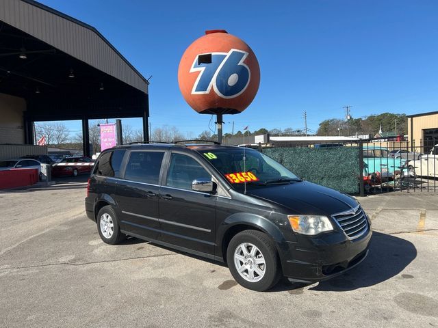 2010 Chrysler Town & Country 4dr Wagon Touring Plus - 22965468 - 0