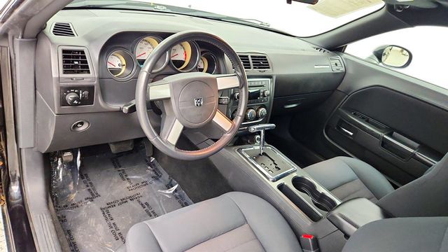 2010 Dodge Challenger 2dr Coupe R/T - 23030400 - 11