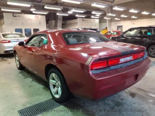 2010 Dodge Challenger 2dr Coupe SE - 23002783 - 3