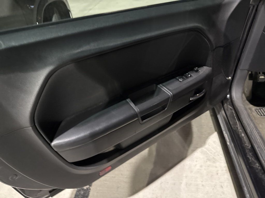 2010 Dodge Challenger 2dr Coupe SE - 22963749 - 4