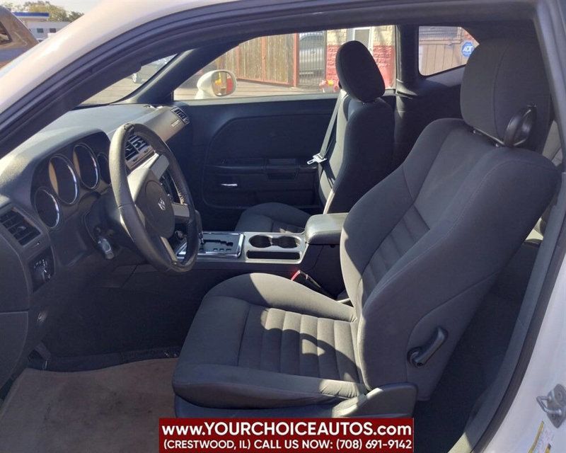2010 Dodge Challenger 2dr Coupe SE - 22924340 - 13