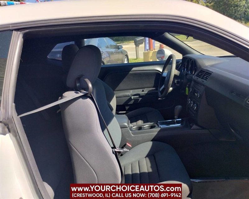 2010 Dodge Challenger 2dr Coupe SE - 22924340 - 15