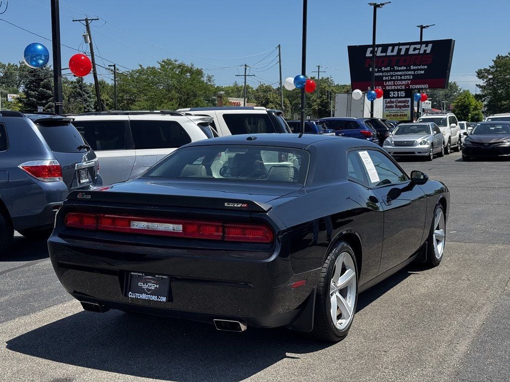 2010 Dodge Challenger 2dr Coupe SRT8 - 23055432 - 5