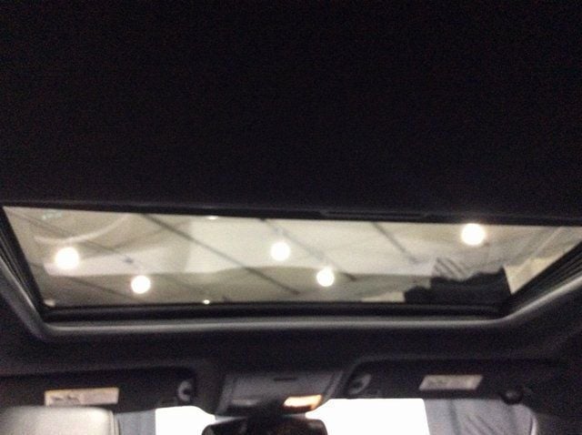 2010 Dodge Challenger 2dr Coupe SRT8 - 22942394 - 13