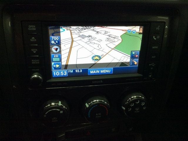 2010 Dodge Challenger 2dr Coupe SRT8 - 22942394 - 17