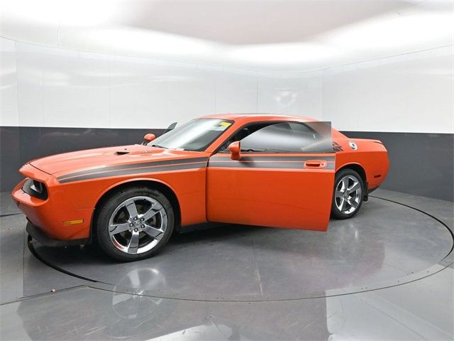 2010 Dodge Challenger R/T photo 24