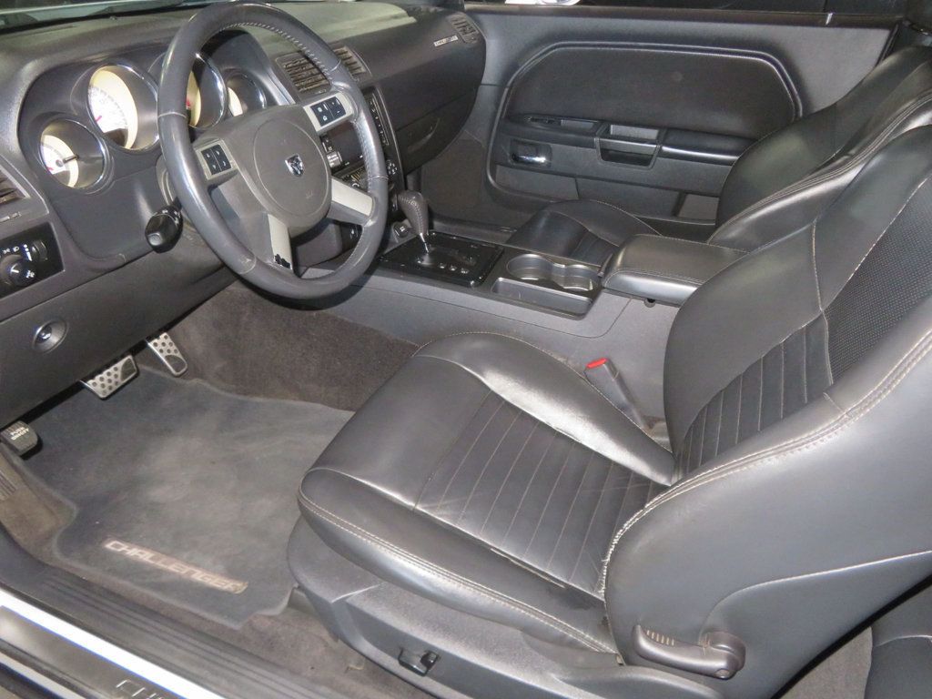 2010 Dodge Challenger R/TCHALLENGER EXTRA CLEAN ARIZONA 5.7 HEMI  LOW MILES  - 23059858 - 17