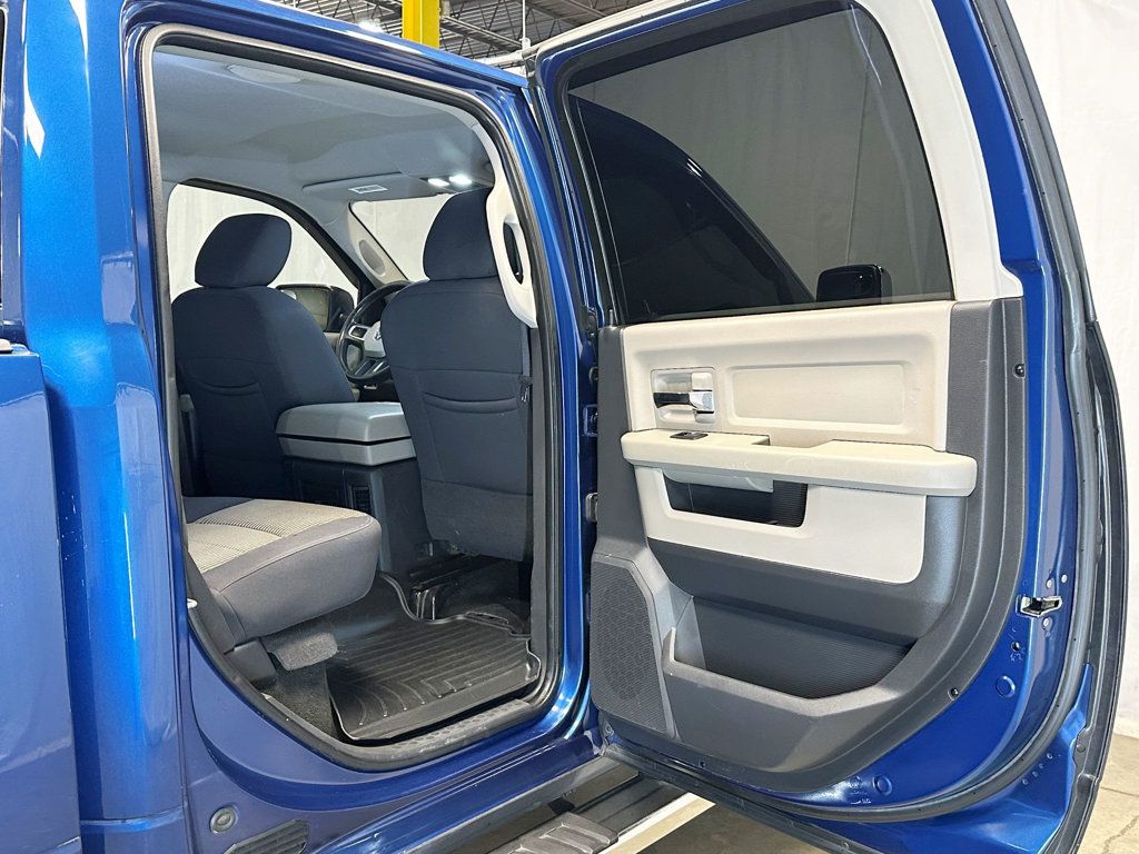 2010 Dodge Ram 1500 4WD Crew Cab 140.5" SLT - 23092002 - 28