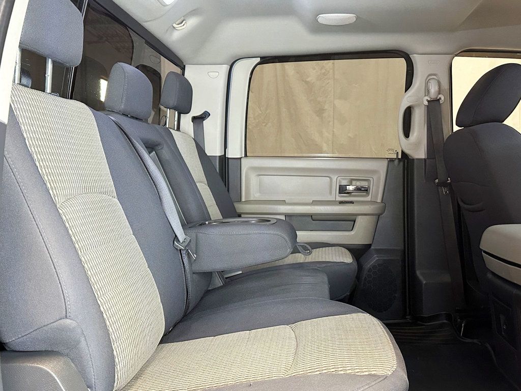 2010 Dodge Ram 1500 4WD Crew Cab 140.5" SLT - 23092002 - 32