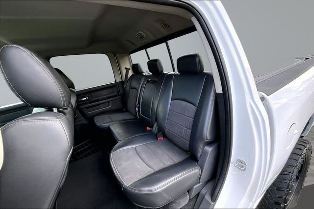 2010 Dodge Ram 1500 4WD Crew Cab 140.5" Sport - 23059811 - 17