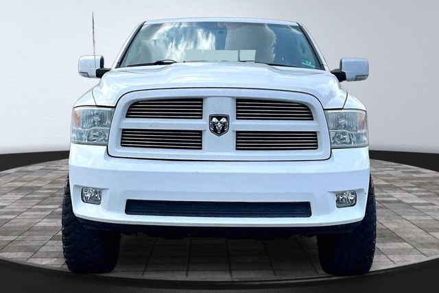 2010 Dodge Ram 1500 4WD Crew Cab 140.5" Sport - 23059811 - 1