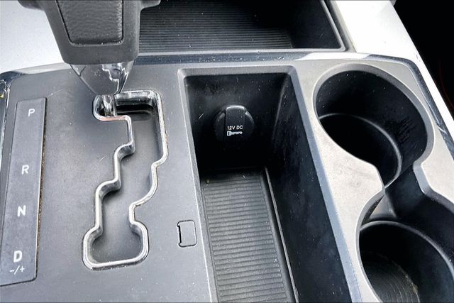 2010 Dodge Ram 1500 4WD Crew Cab 140.5" Sport - 23059811 - 25