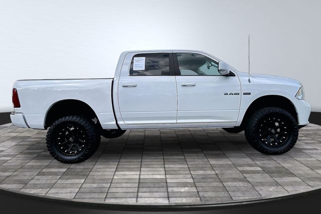 2010 Dodge Ram 1500 4WD Crew Cab 140.5" Sport - 23059811 - 7