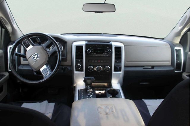 2010 Dodge Ram 1500 4WD Quad Cab 140.5" Laramie - 23013504 - 7