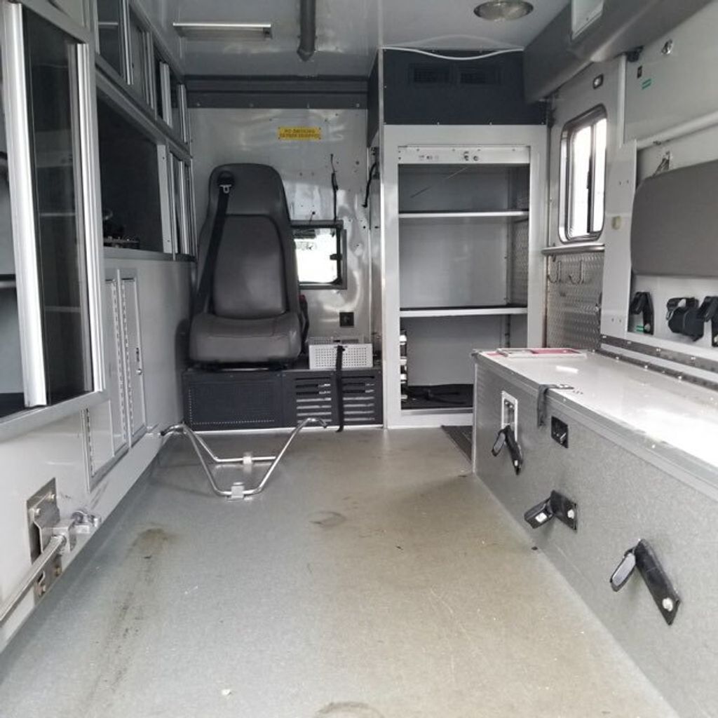 2010 Dodge RAM 4500 H D CREW CAB UTILITY SERVICEA -AMBULANCE CUMMINS DIESEL MECHANIC SPECIAL - 19109368 - 12