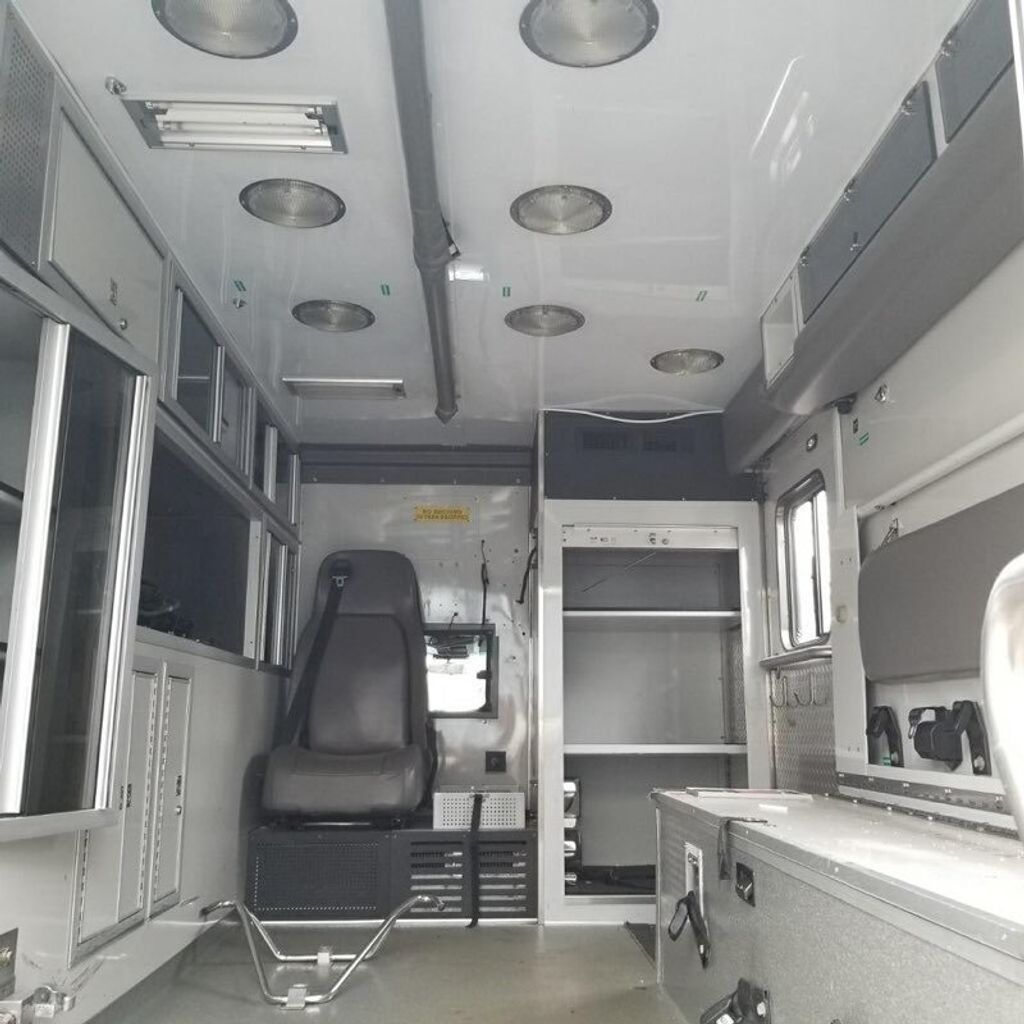 2010 Dodge RAM 4500 H D CREW CAB UTILITY SERVICEA -AMBULANCE CUMMINS DIESEL MECHANIC SPECIAL - 19109368 - 14