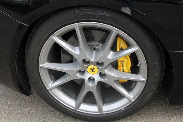 2010 Ferrari California 2dr Convertible - 22772465 - 27