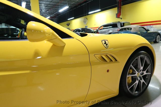 2010 Ferrari California 2dr Convertible - 21007725 - 16