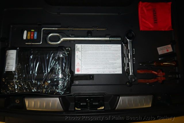 2010 Ferrari California 2dr Convertible - 21007725 - 24