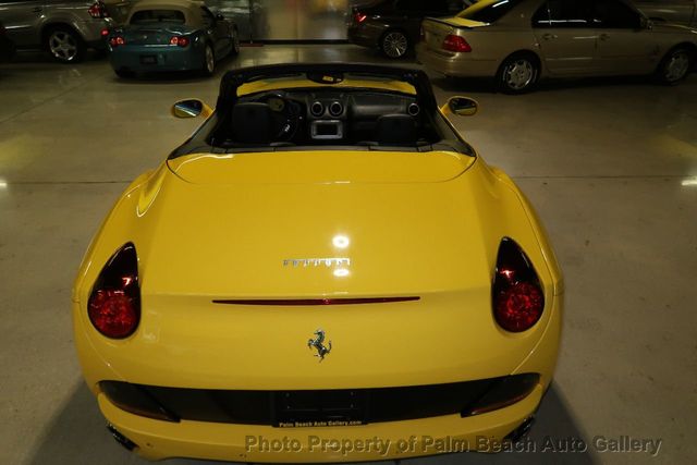 2010 Ferrari California 2dr Convertible - 21007725 - 31