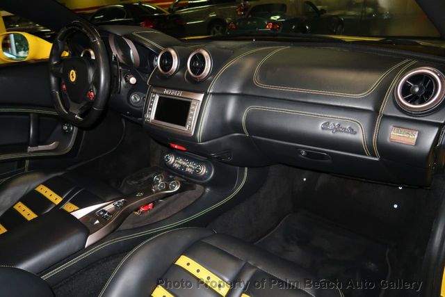 2010 Ferrari California 2dr Convertible - 21007725 - 52