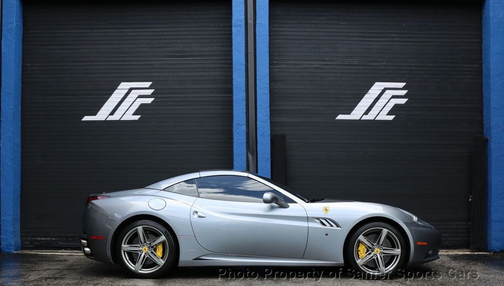 2010 Ferrari California 2dr Convertible - 22551477 - 6