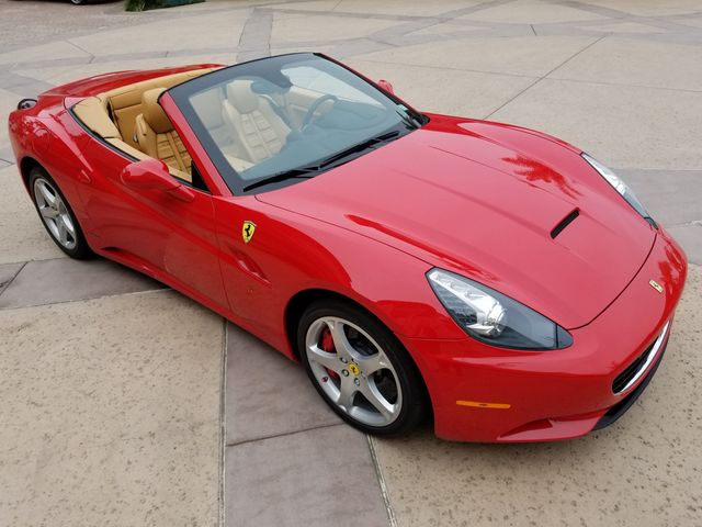 2010 Ferrari California 2dr Convertible - 18398625 - 2