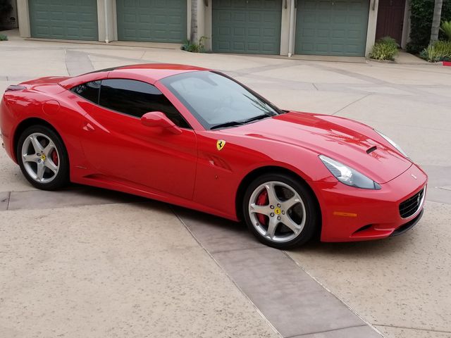 2010 Ferrari California 2dr Convertible - 18398625 - 7