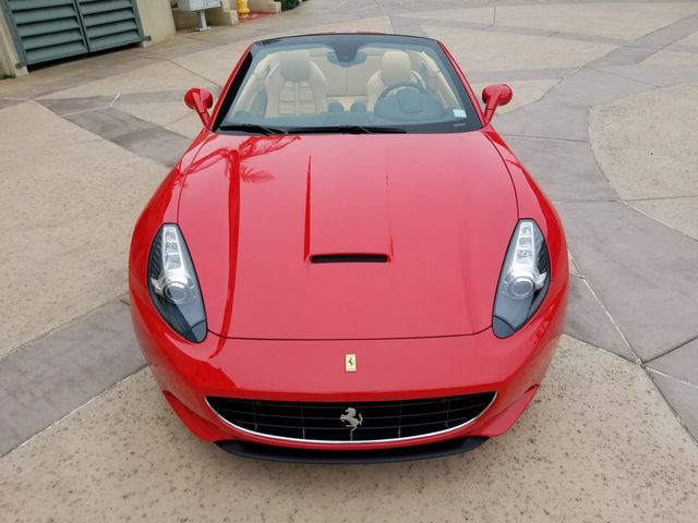 2010 Ferrari California 2dr Convertible - 18398625 - 8