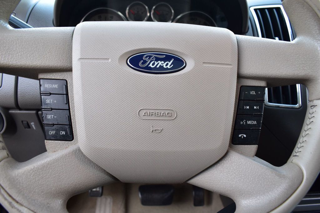2010 Ford Edge Limited photo 26