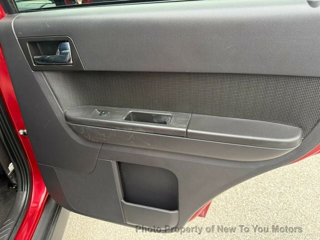 2010 Ford Escape 4WD 4dr Limited - 22986699 - 14