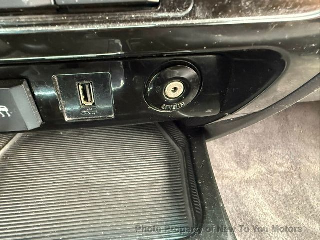 2010 Ford Escape 4WD 4dr Limited - 22986699 - 8