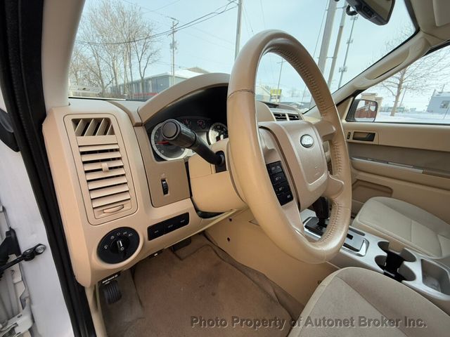 2010 Ford Escape 4WD 4dr XLT - 22956554 - 7
