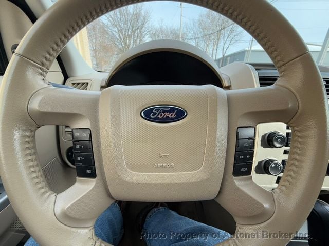 2010 Ford Escape 4WD 4dr XLT - 22956554 - 8