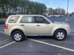 2010 Ford Escape FWD 4dr XLS - 22997406 - 1