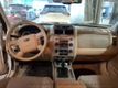 2010 Ford Escape FWD 4dr XLT - 22982897 - 16