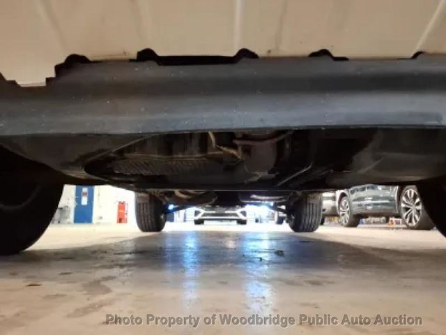 2010 Ford Escape FWD 4dr XLT - 22982897 - 21