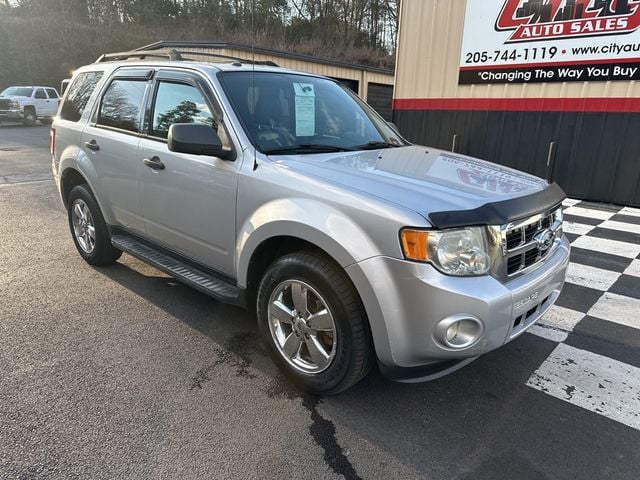 2010 Ford Escape FWD 4dr XLT - 22769942 - 0