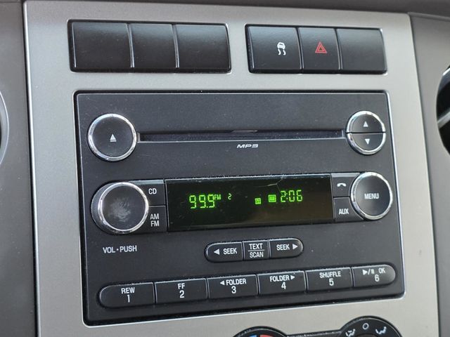 2010 Ford Expedition 2WD 4dr XLT - 22982689 - 12