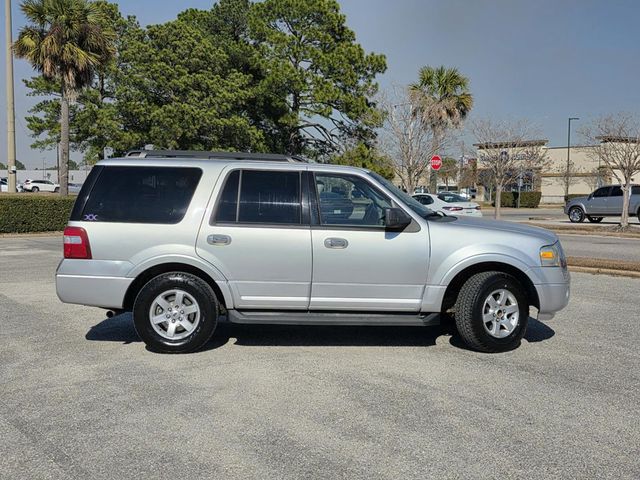 2010 Ford Expedition 2WD 4dr XLT - 22982689 - 28