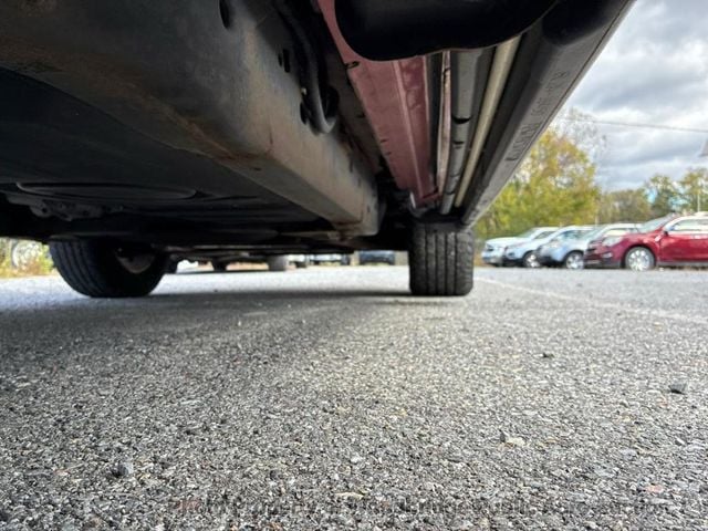 2010 Ford Explorer 4WD 4dr XLT - 22935644 - 17